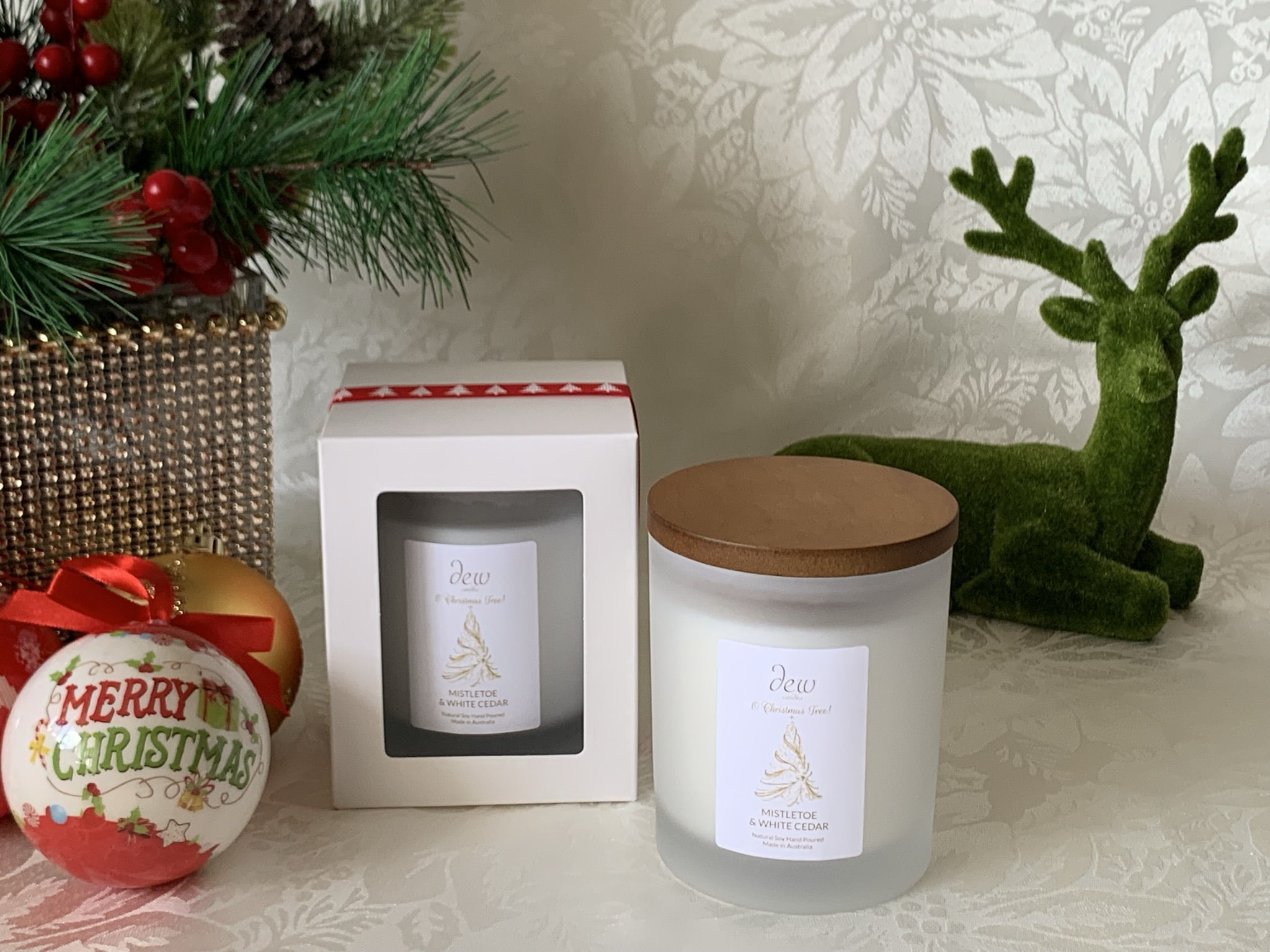 Mistletoe & White Cedar <br>Large 1 Wick